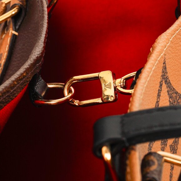 Louis Vuitton OnTheGo GM Monogram Giant Canvas Tote - Picture 12 of 15